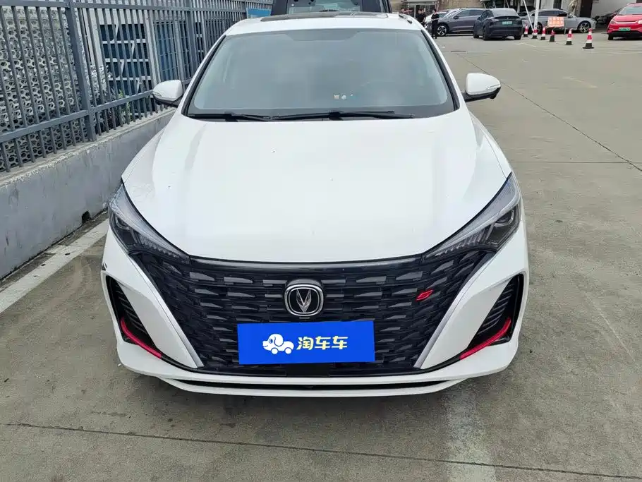 Changan Eado — миниатюра 2