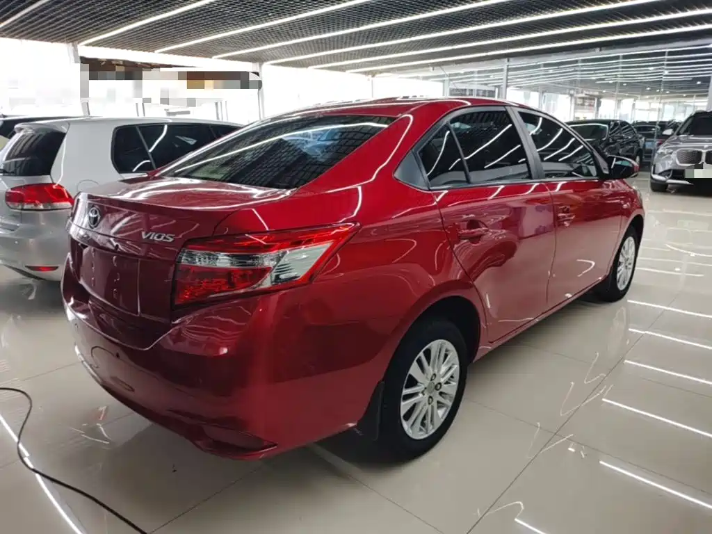 Toyota Vios — миниатюра 7