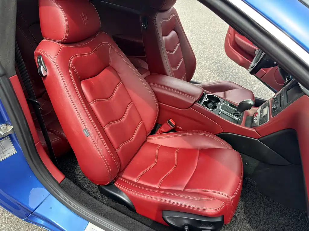 Maserati GranTurismo — миниатюра 14
