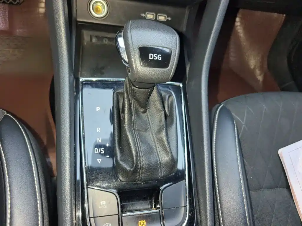 Skoda Karoq — миниатюра 7