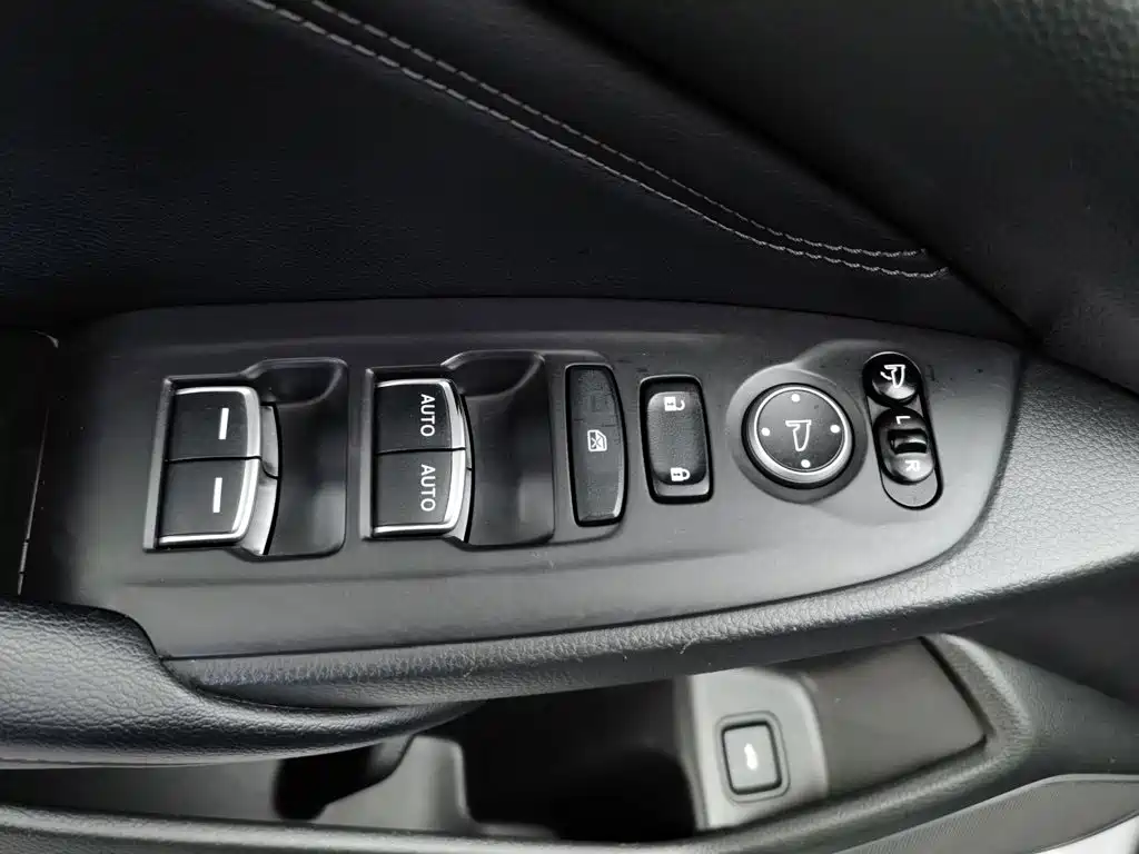 Honda Accord — миниатюра 9