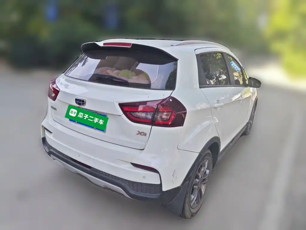 Geely Vision X3 — миниатюра 5