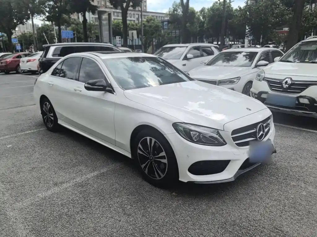 Mercedes-Benz C-Class — миниатюра 4