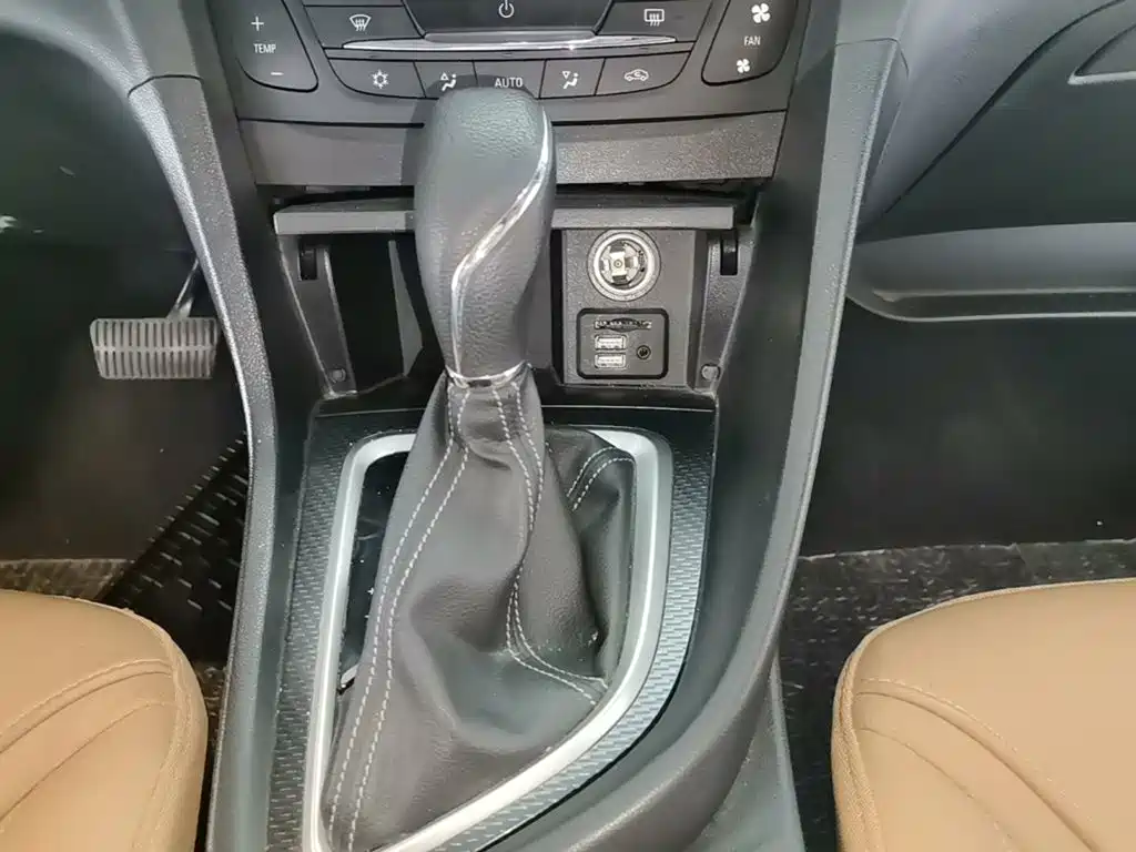Buick Excelle — миниатюра 14