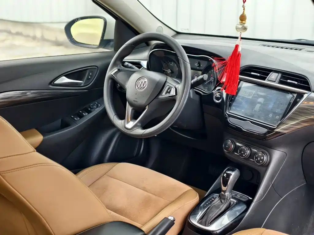 Buick Excelle — миниатюра 13