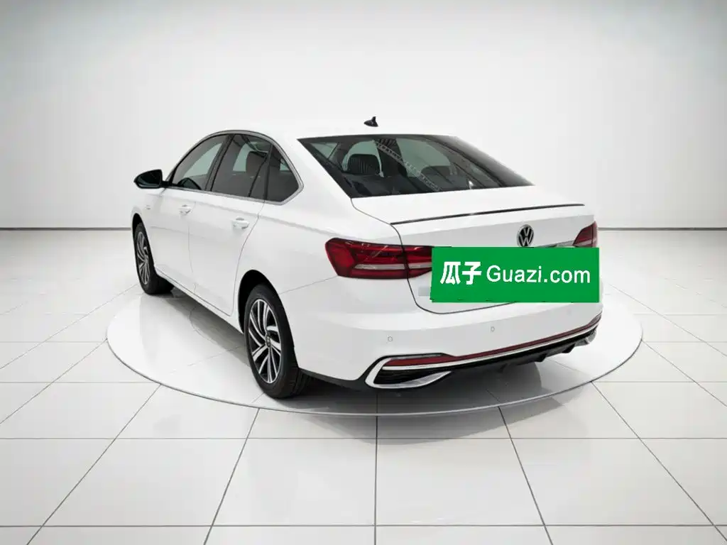 Volkswagen Lavida — миниатюра 4