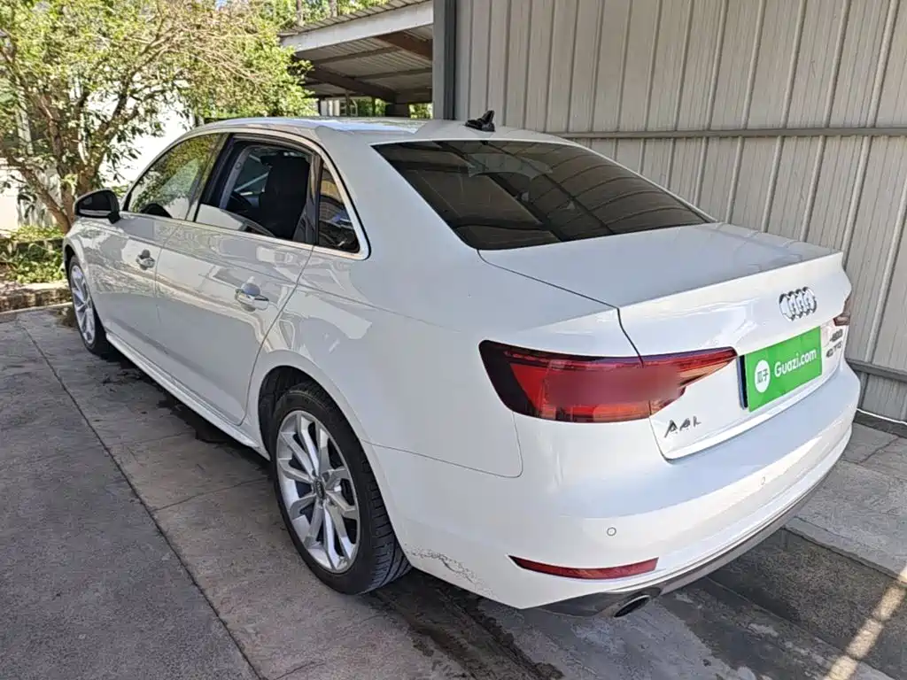 Audi A4L — миниатюра 5
