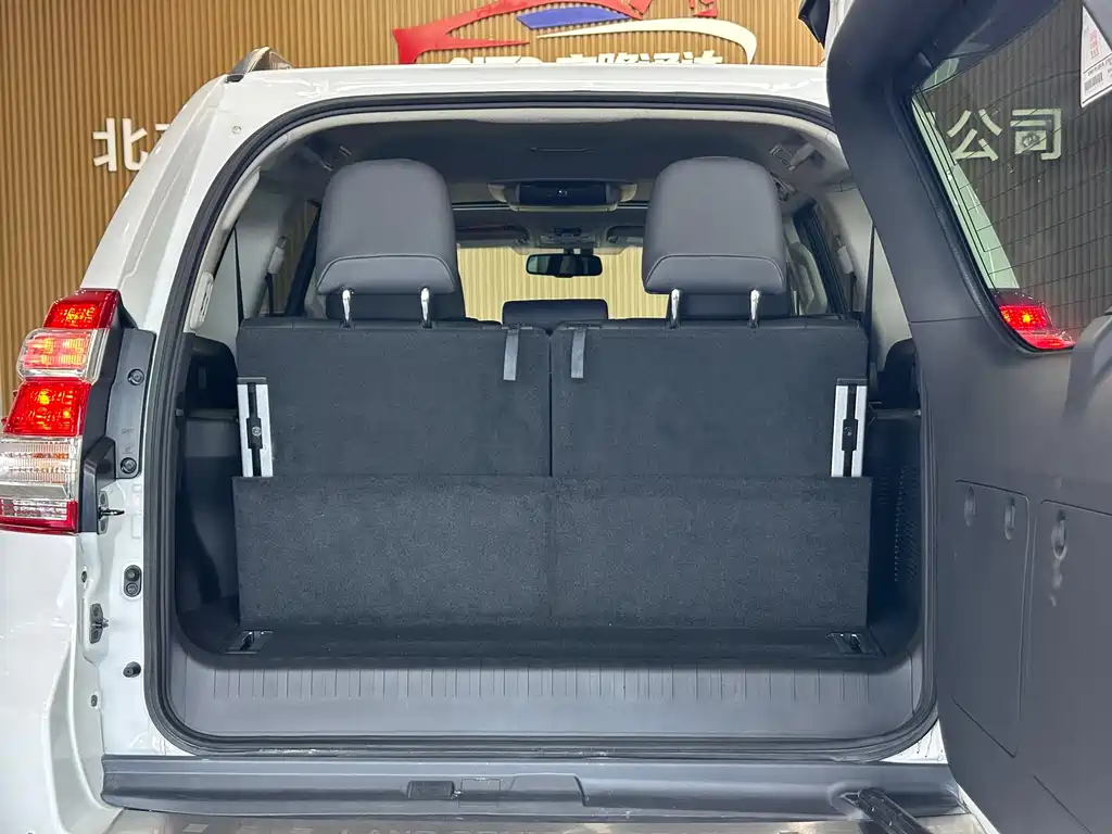 Toyota Prado — миниатюра 16