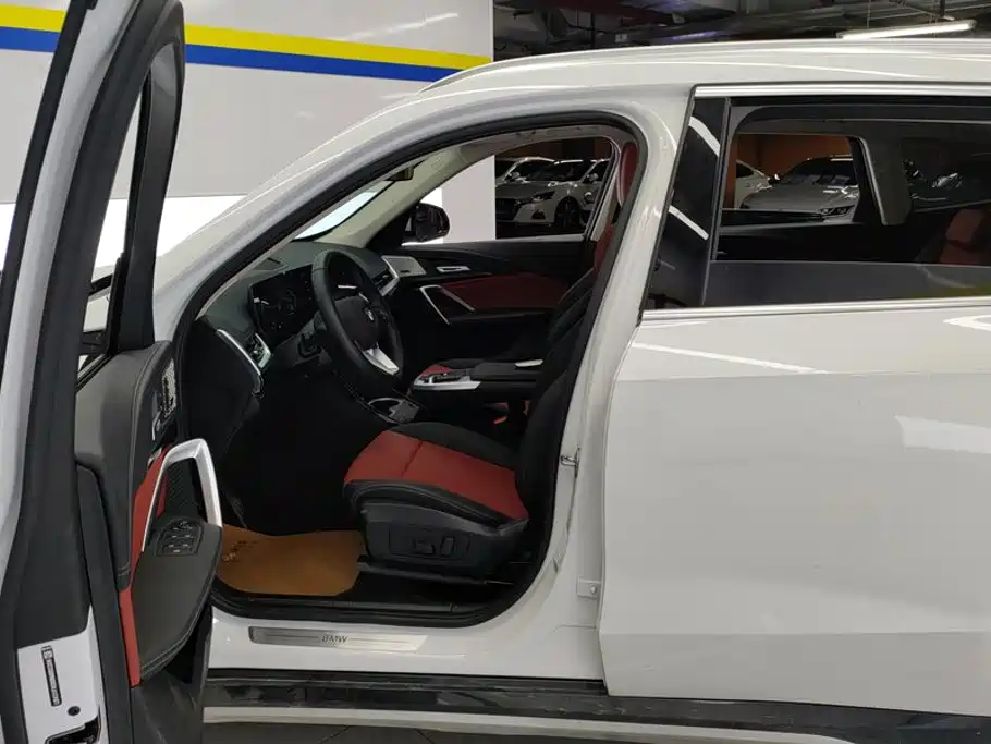BMW X1 — миниатюра 9