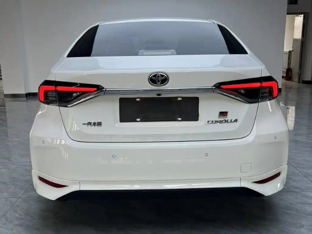 Toyota Corolla — миниатюра 4