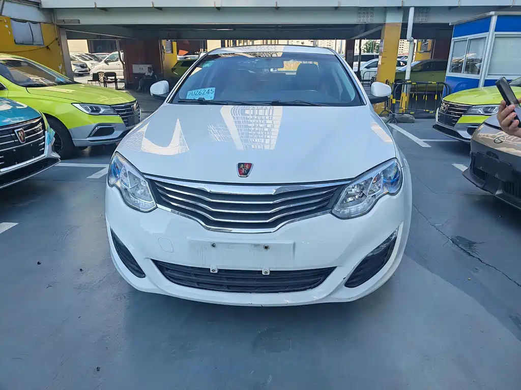 Roewe Wei Wei 550 — миниатюра 2