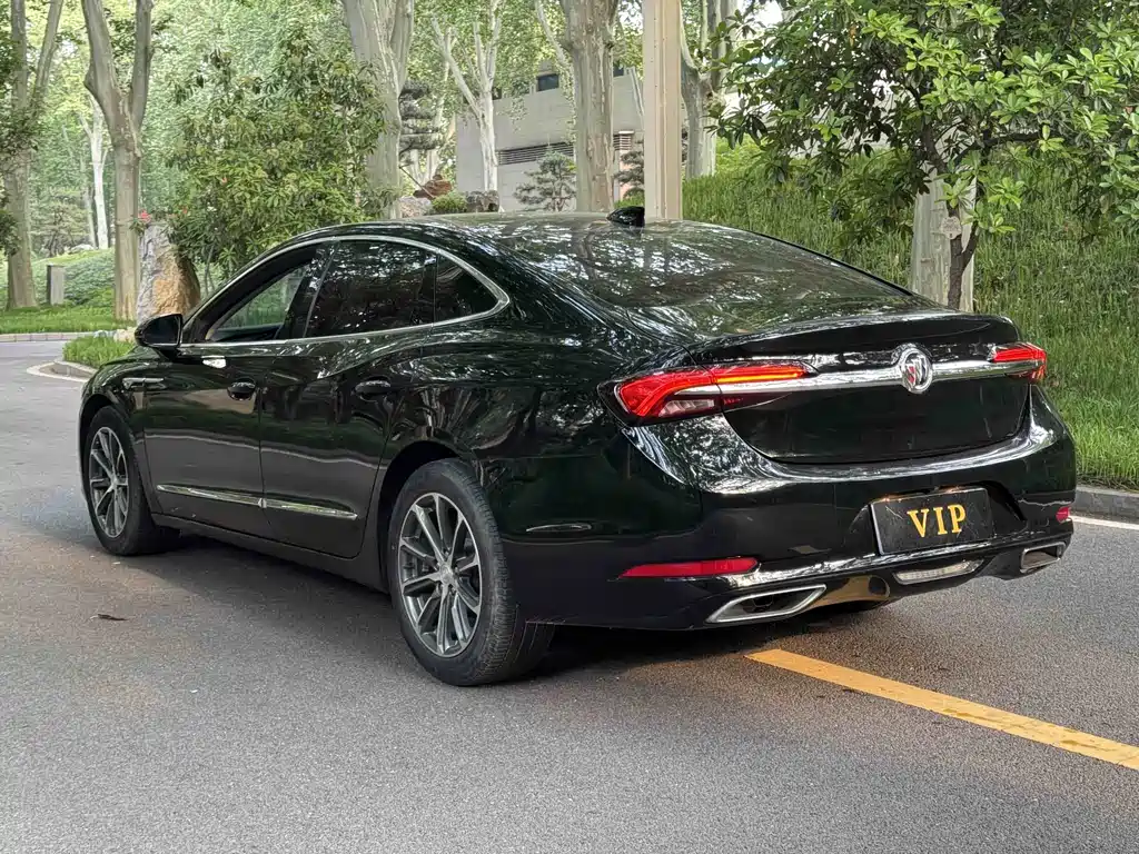 Buick LaCrosse 2022 652T Luxury