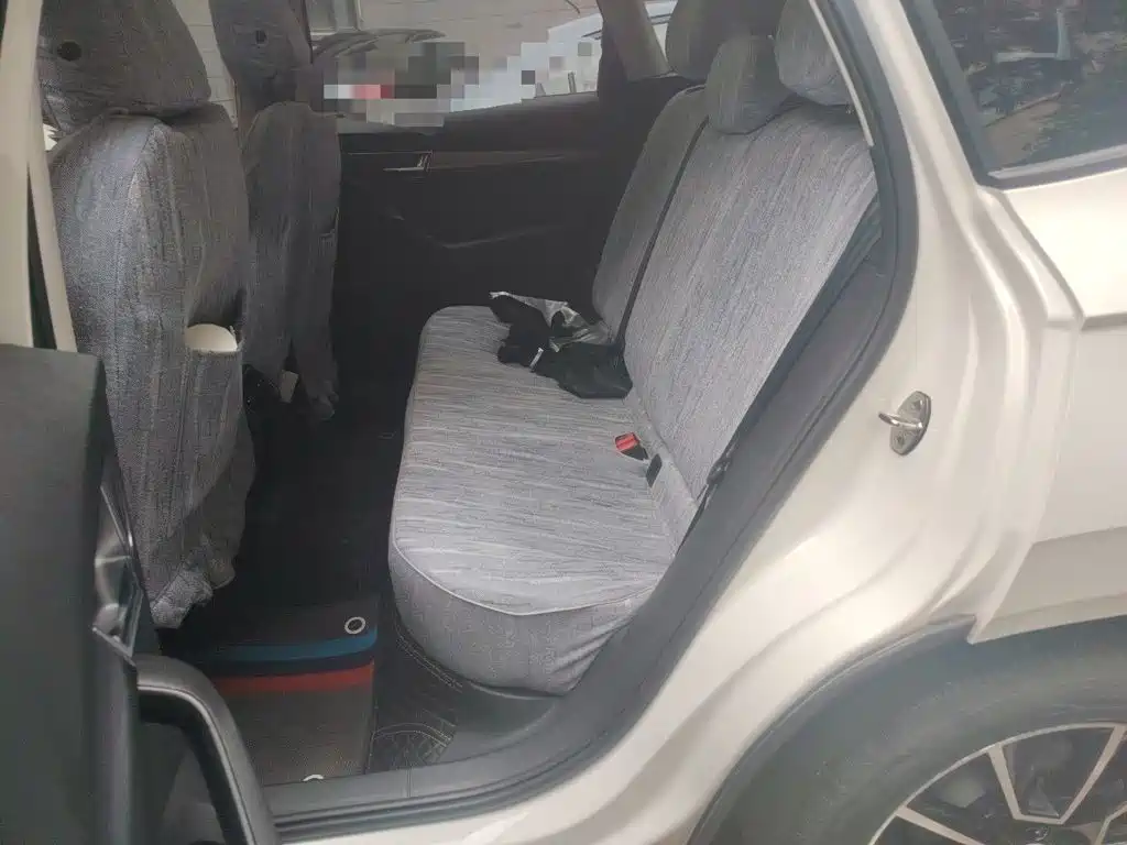 Skoda Karoq — миниатюра 14