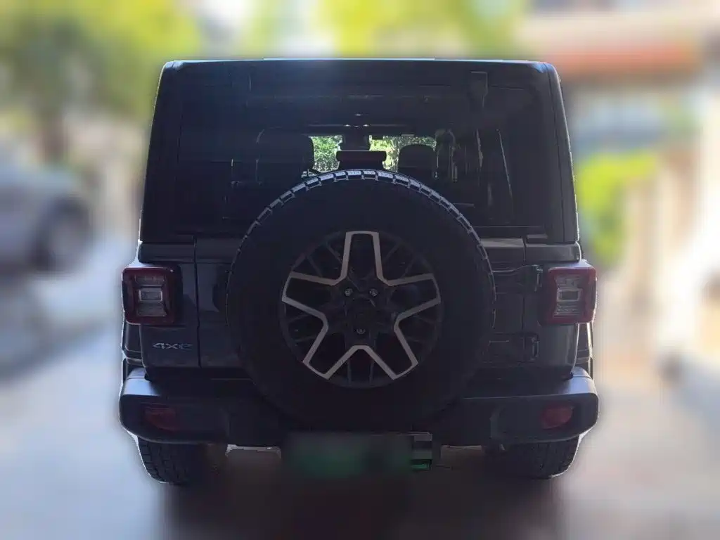 Jeep Wrangler PHEV — миниатюра 5