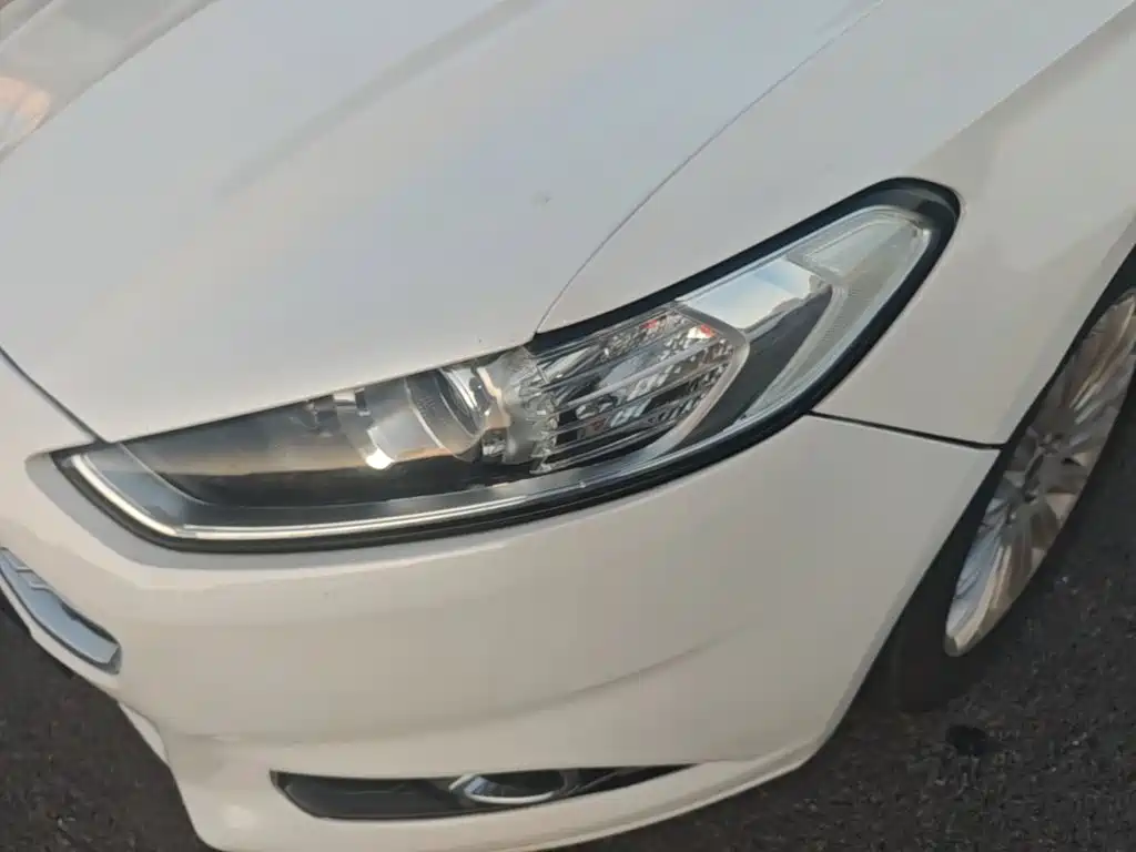 Ford Mondeo — миниатюра 24
