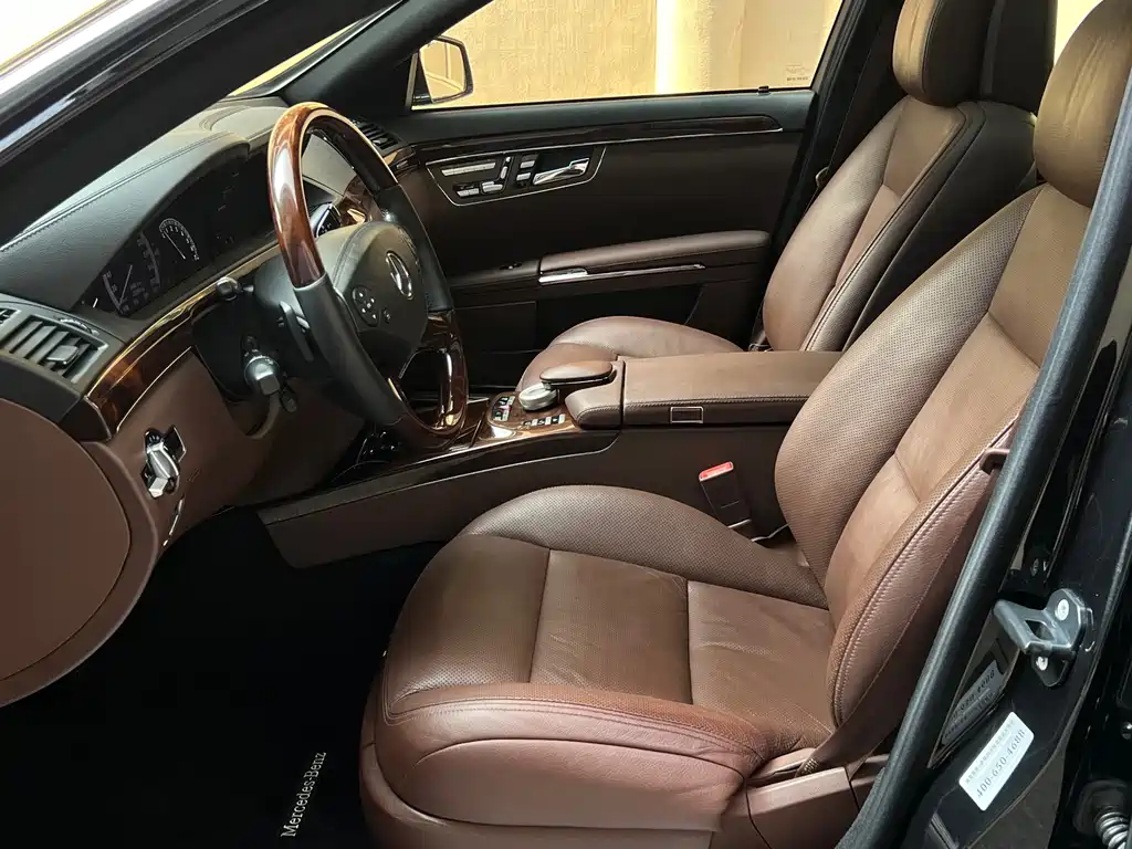 Mercedes-Benz S-Class — миниатюра 8