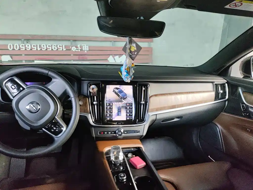 Volvo S90 2023 B5 Luxury