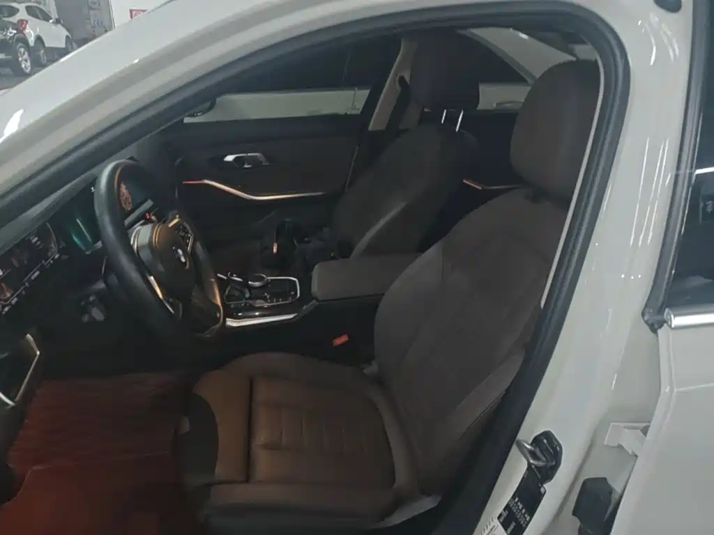 BMW 3 Series — миниатюра 15