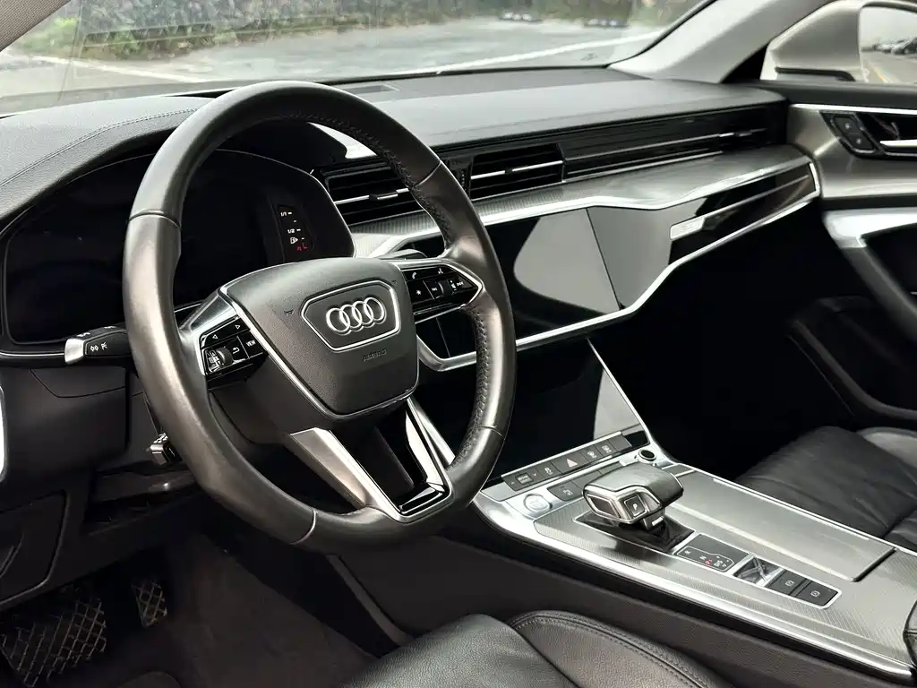 Audi A6L 2019 40 TFSI Luxury