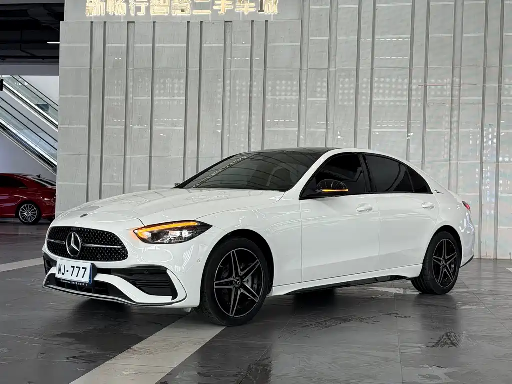 Mercedes-Benz C-Class 2023