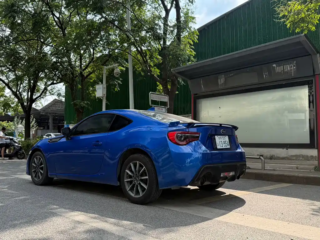 Subaru BRZ — миниатюра 7