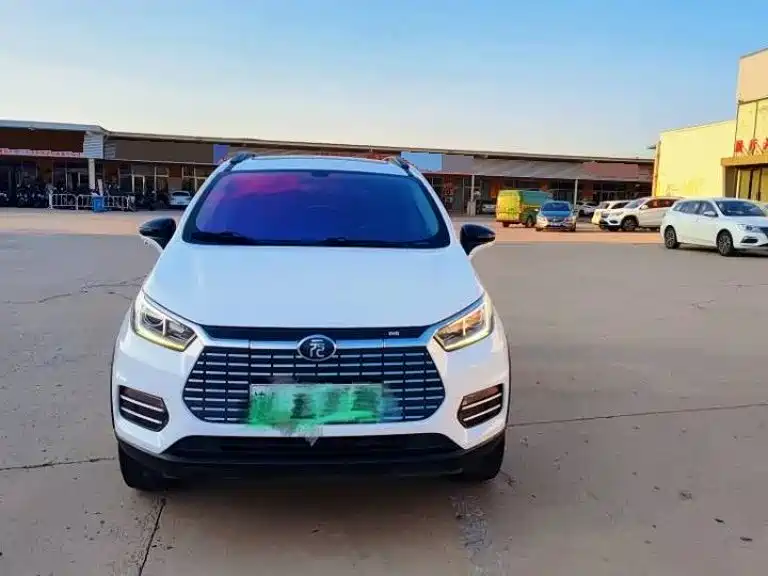 BYD Yuan EV — миниатюра 2