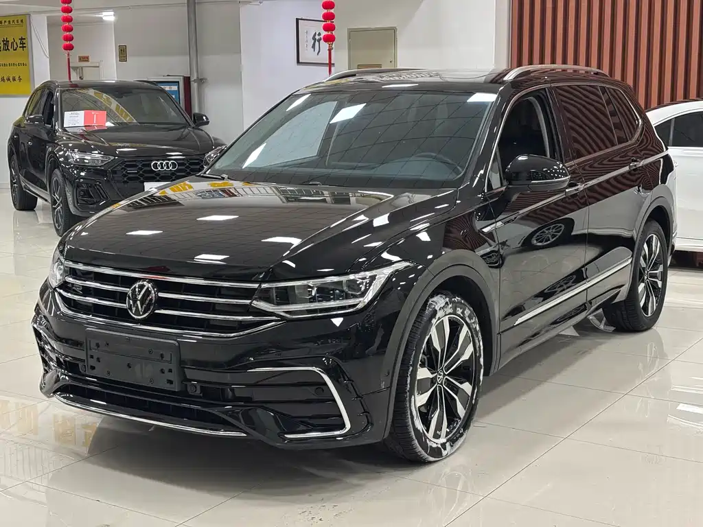Volkswagen Tiguan L 2023