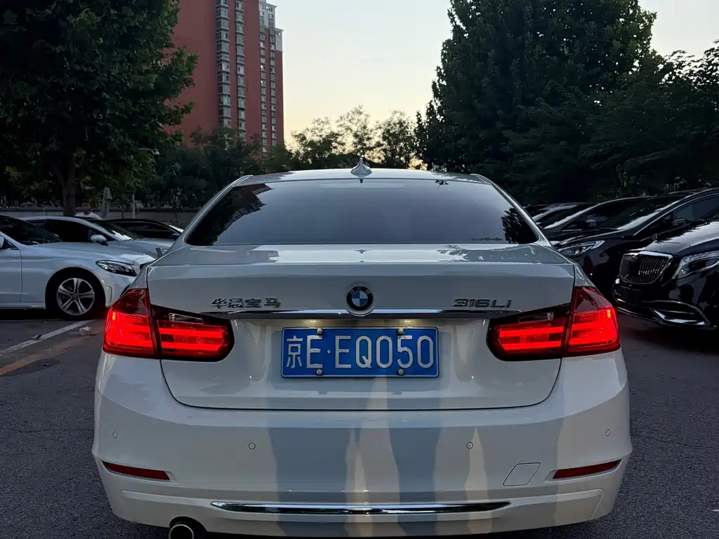 BMW 3 Series — миниатюра 20