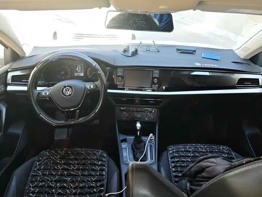 Volkswagen Lavida — миниатюра 12
