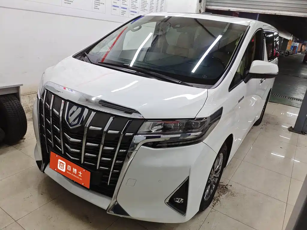Toyota Alphard 2022