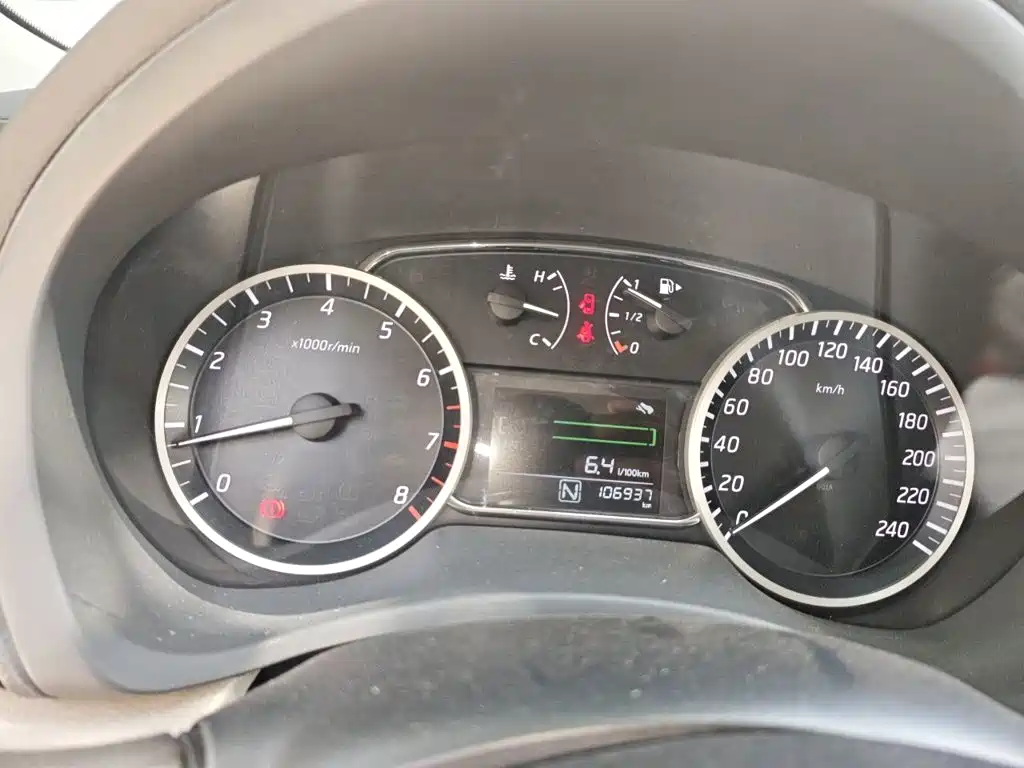 Nissan Sylphy — миниатюра 7
