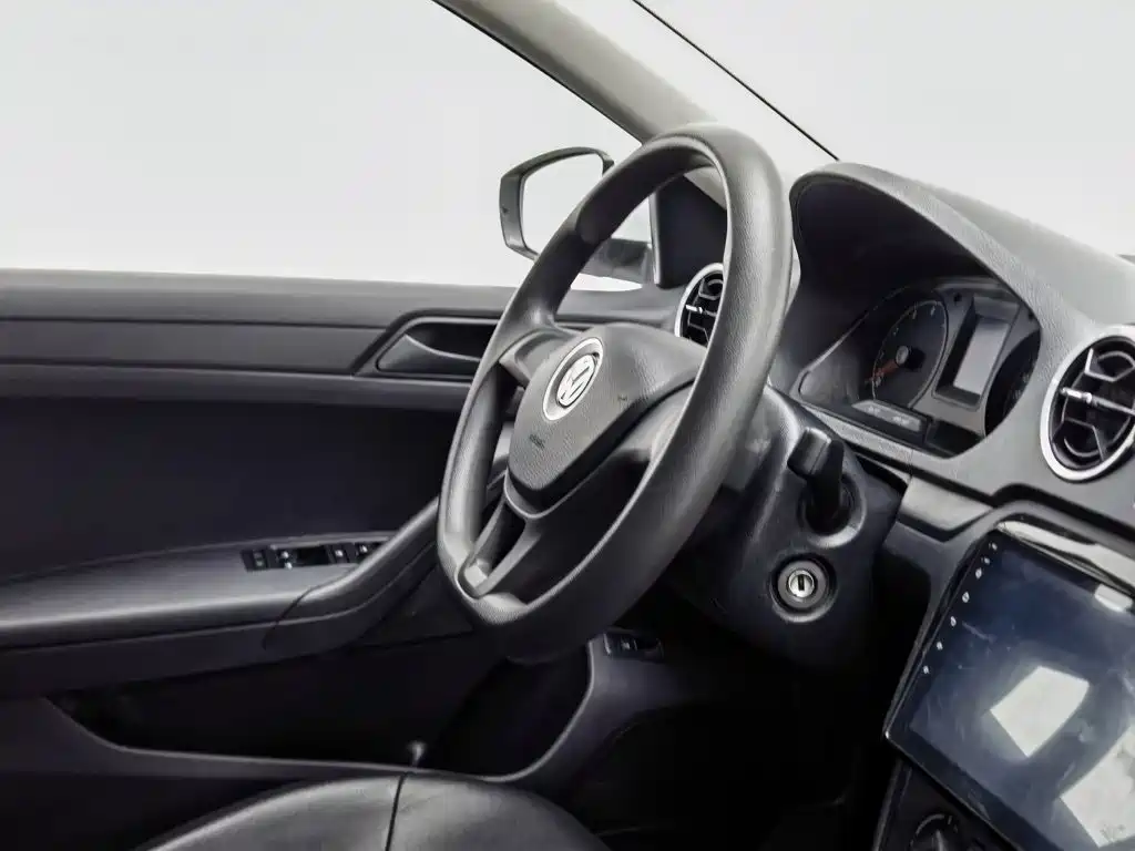 Volkswagen Jetta — миниатюра 22