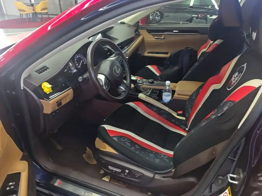 Lexus ES — миниатюра 15