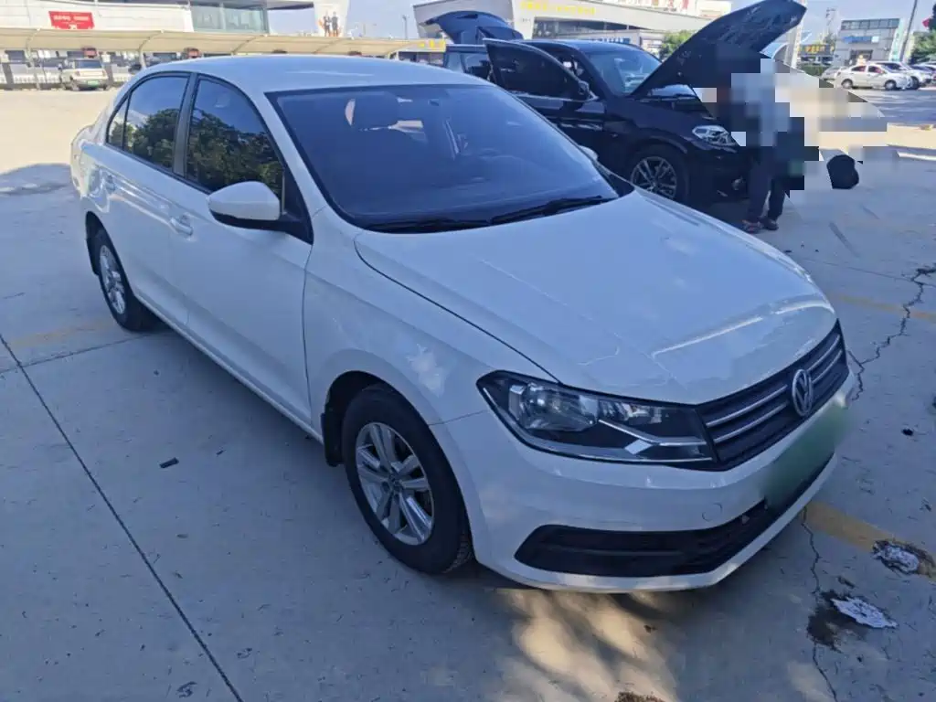 Volkswagen Santana — миниатюра 4