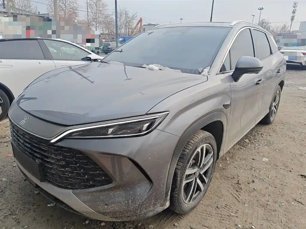 BYD L DM-i 2025