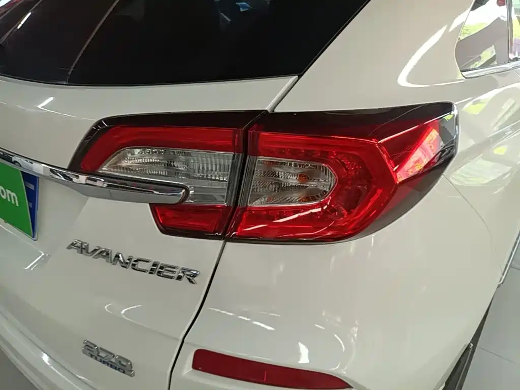 Honda Avancier — миниатюра 8