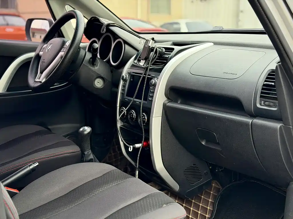Changan CX20 — миниатюра 9