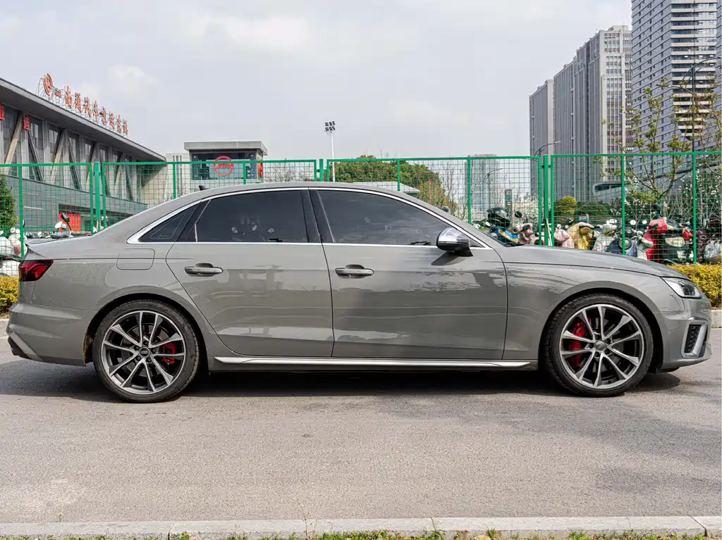 Audi S4 — миниатюра 7