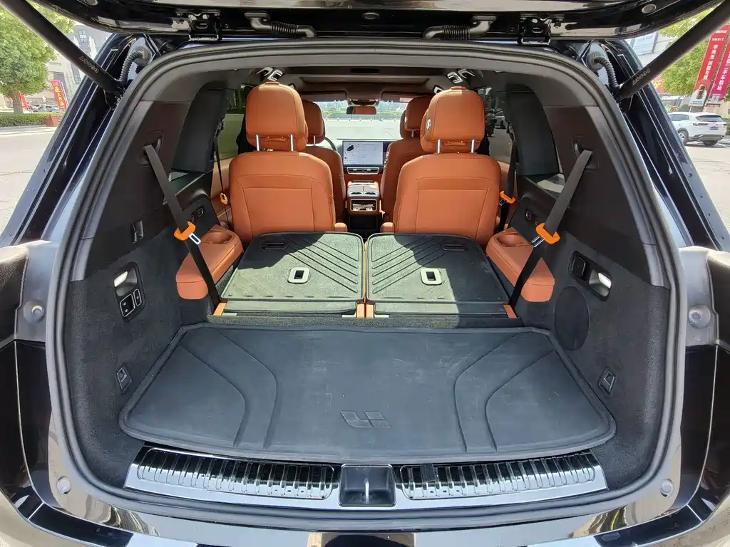 Li Auto Li L8 — миниатюра 18