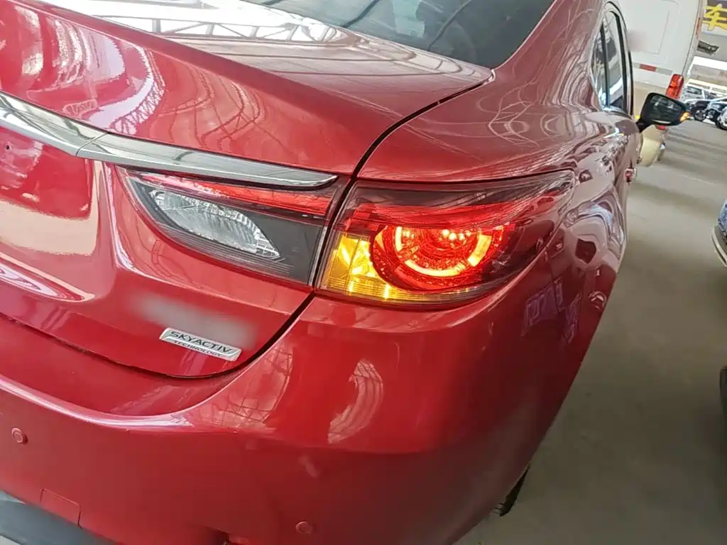 Mazda Atenza — миниатюра 8