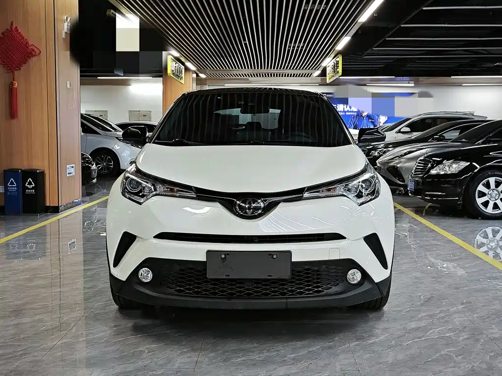Toyota C-HR 2020 2.0L Lead