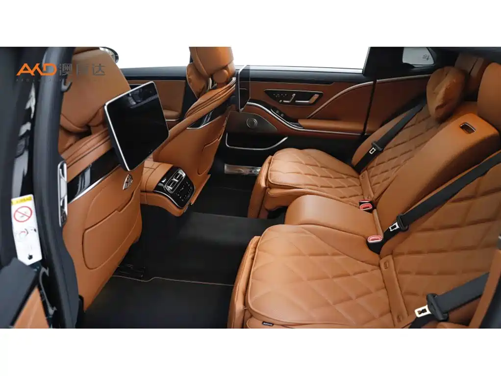 Mercedes-Benz S-Class — миниатюра 7