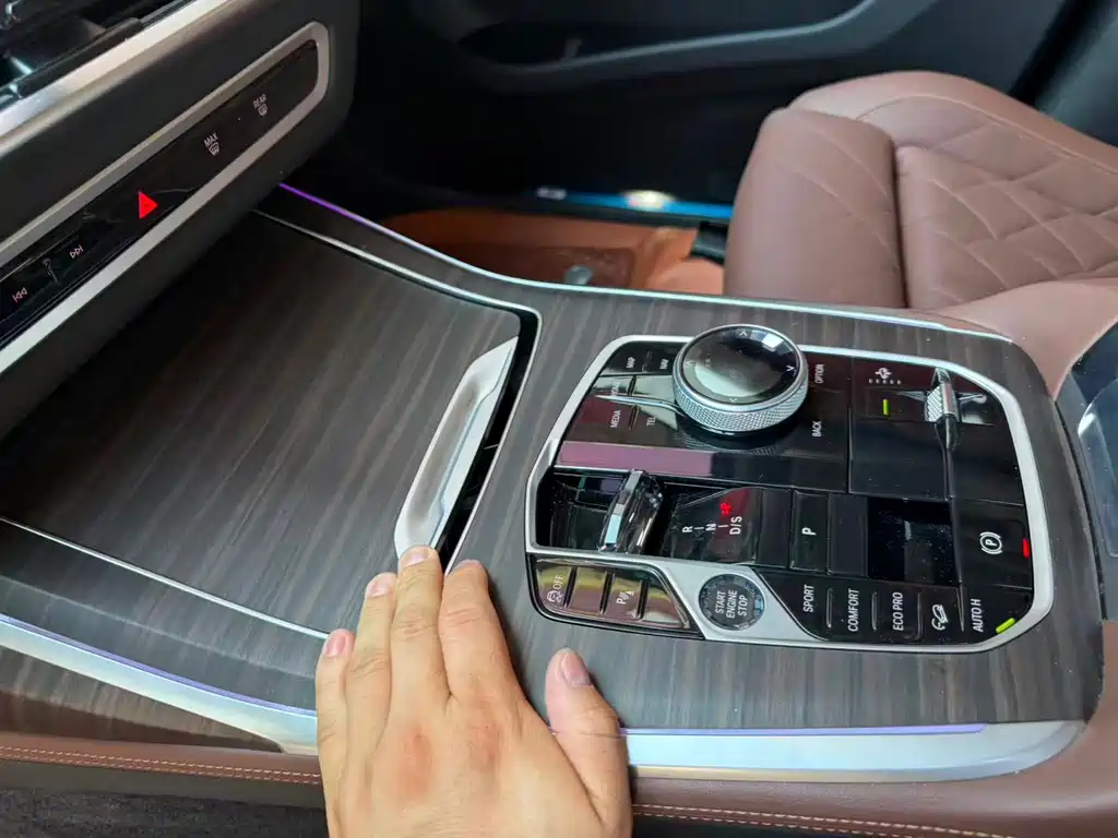 BMW X7 — миниатюра 13