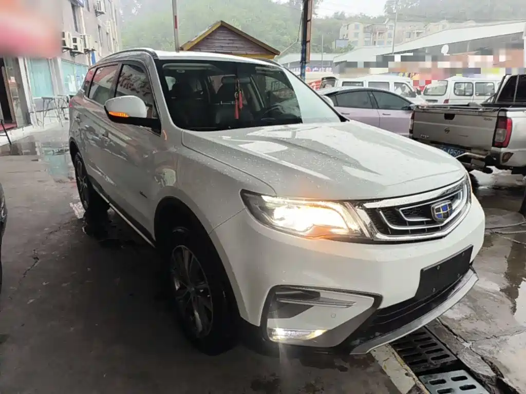 Geely Boyue — миниатюра 4