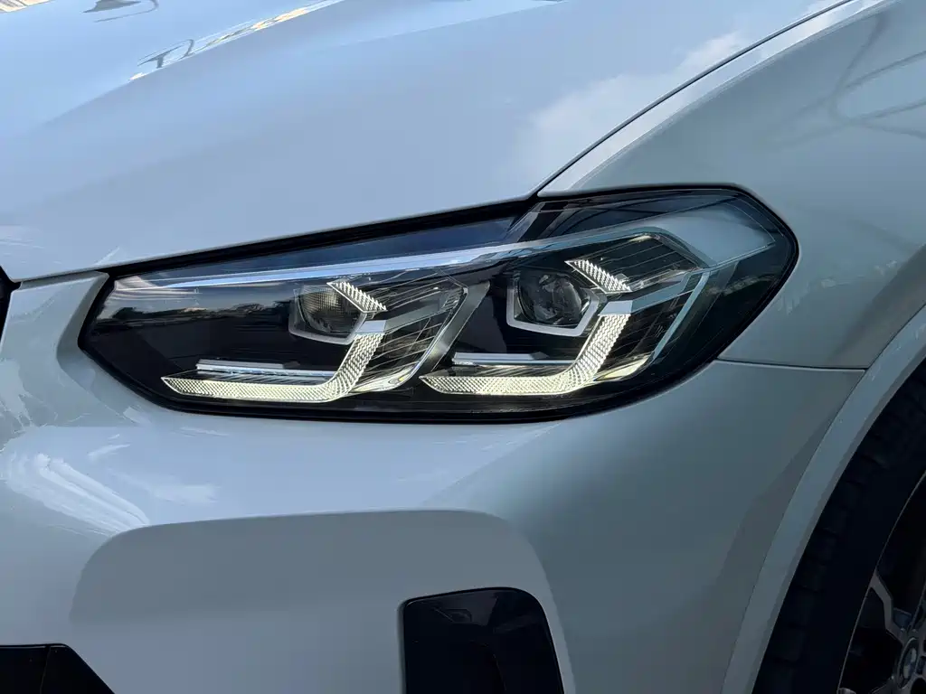BMW X3 — миниатюра 9