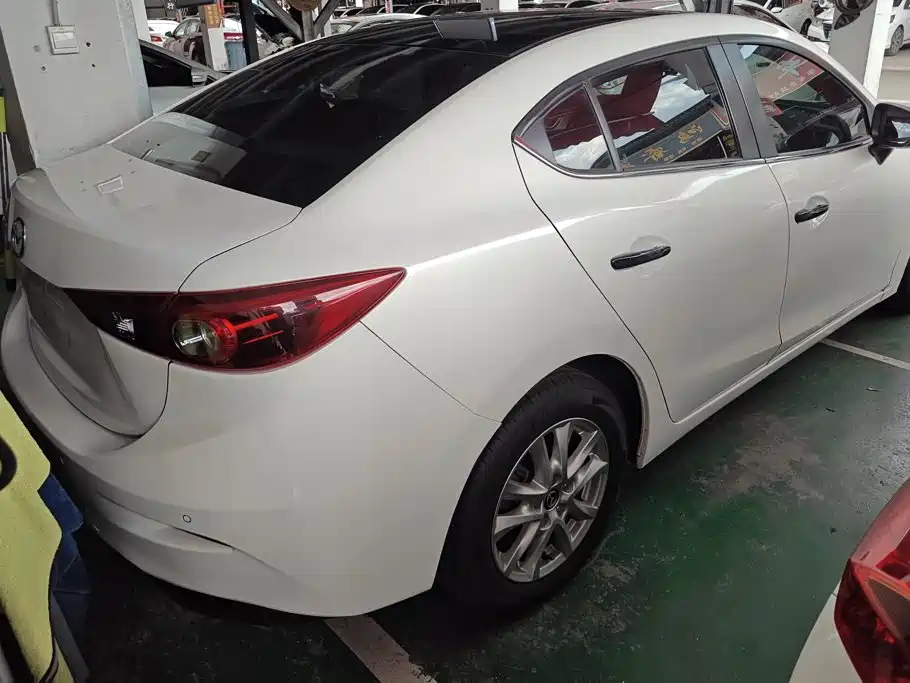 Mazda 3 Axela — миниатюра 3