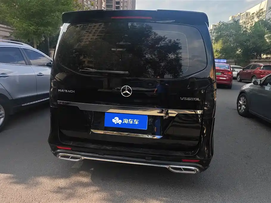 Mercedes-Benz Vito 2021 2.0T Elite 7 мест