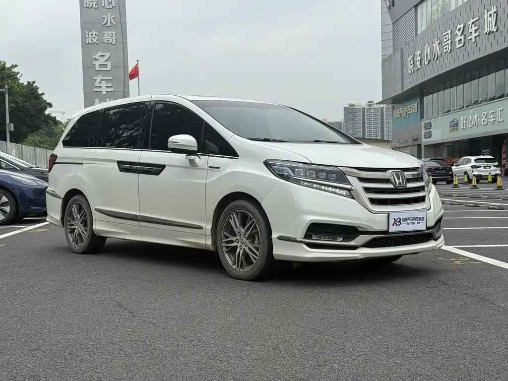 Honda Elysion 2019 2.0L Luxury