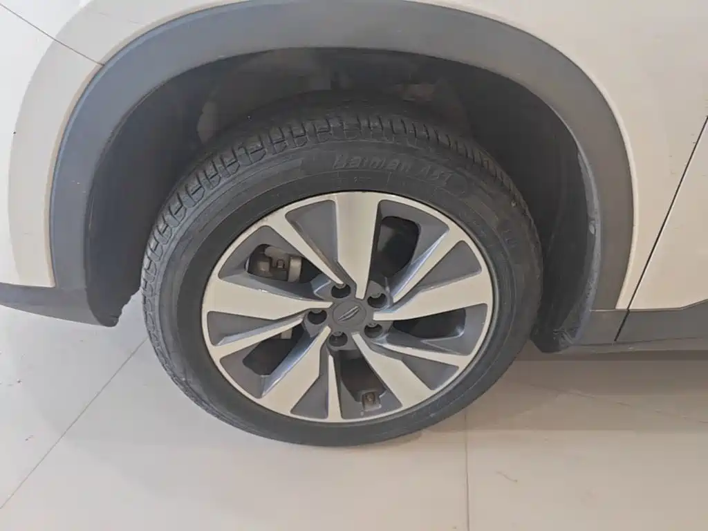 Geely Haoyue — миниатюра 23