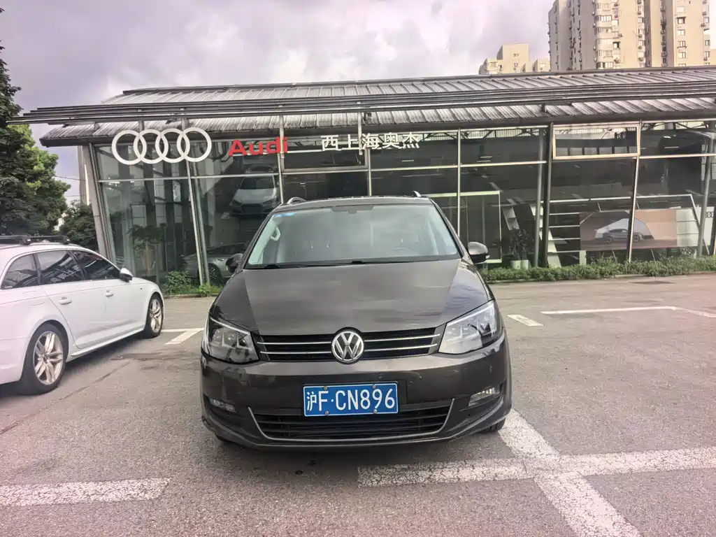 Volkswagen Sharan — миниатюра 2
